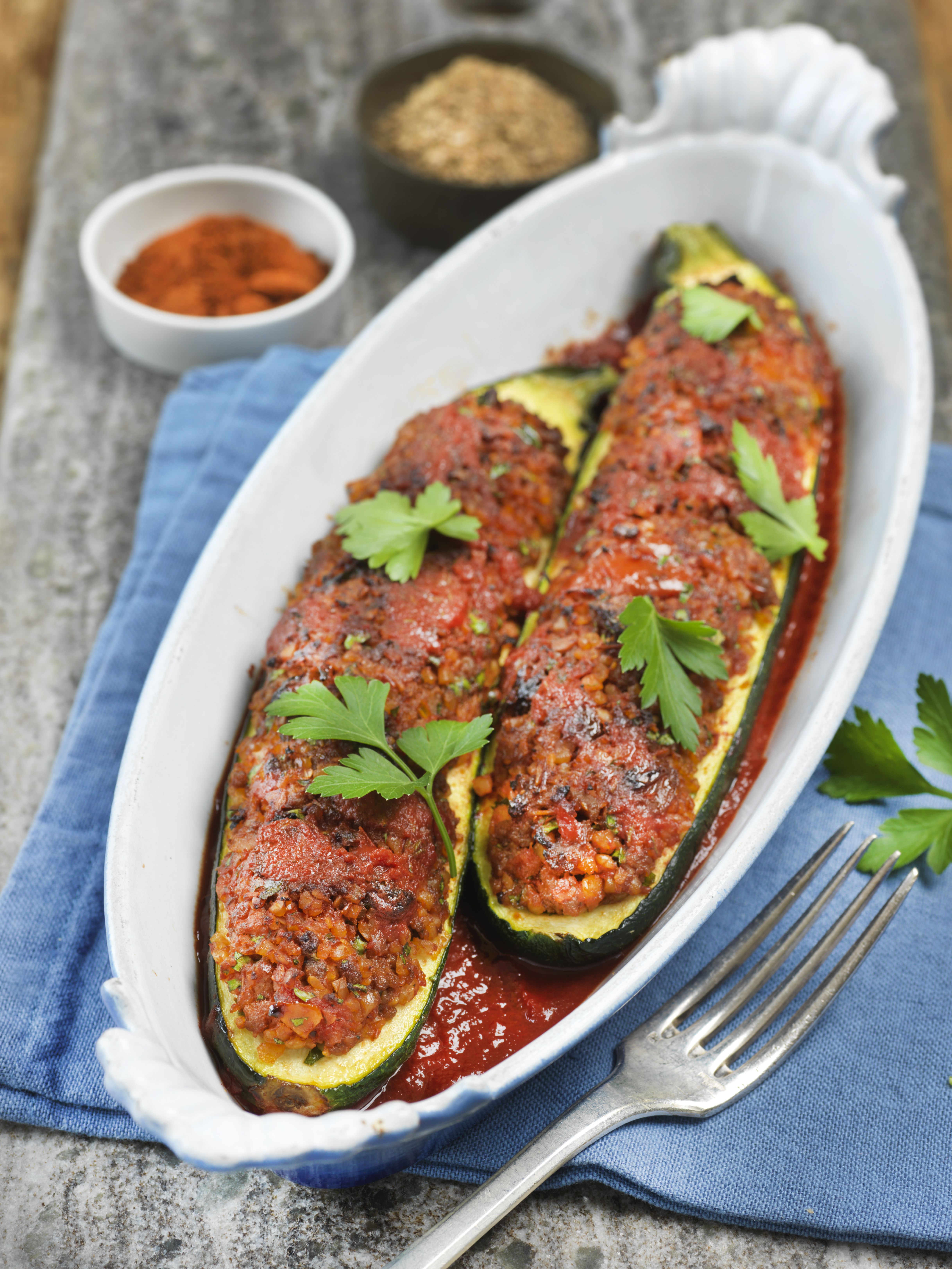 Courgettes farcies à la viande hachée et aux amandes Courgettes farcies à la viande hachée et aux amandes